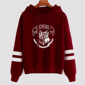 Polera Guinda Hogwarts brazos rayas blancas